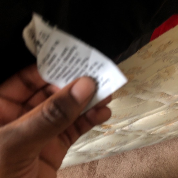 Red jacket - Picture 3 of 6